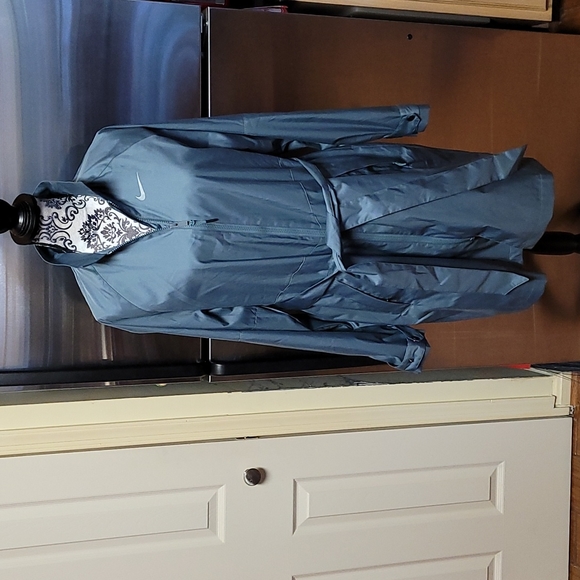 Nike Trench Coat - Picture 3 of 13